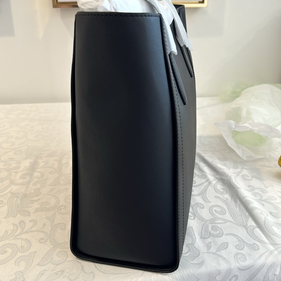 Michael Michael Kors Leida Large Tote Bag - Picture 14 of 14